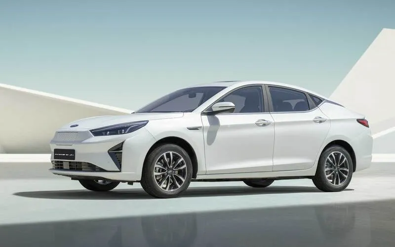 شرایط فروش نقدی و اقساطی EJ7 پلاس کرمان موتور- تیر 1404