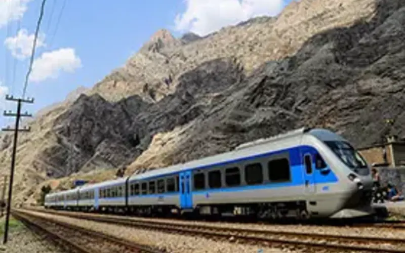 آغاز پیش فروش بلیط های  نوروزی قطار-اسفند ماه 1403