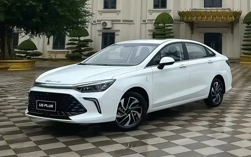 شرایط پیش‌فروش بیجینگ U5 پلاس (سابرینا U5) دیار خودرو- شهریور 1404