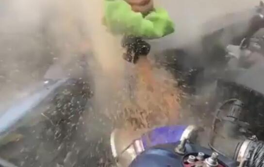 	 علت جوش آوردن خودرو و راه حل