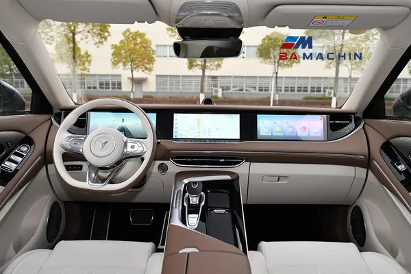 کابین لوکس وویا فری با داشبورد هوشمند