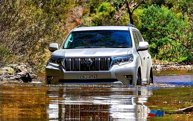 تویوتا لندکروزر پرادو