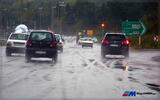 رانندگی در هوای بارانی