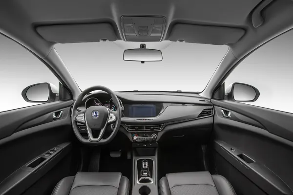 بررسی فنی و مشخصات چانگان ایدو EV460 با برد 401 کیلومتر