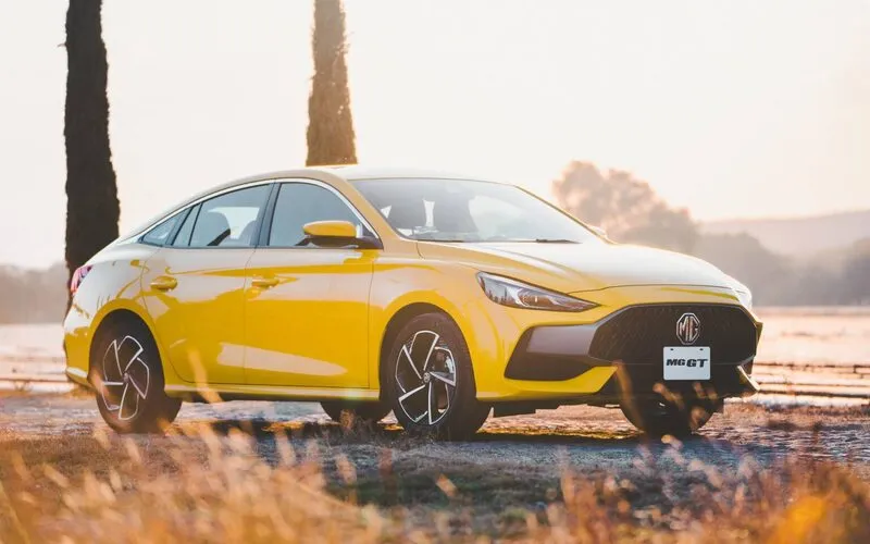 قیمت جدید ام جی GT و ام جی 4 در مهر 1404 اعلام شد