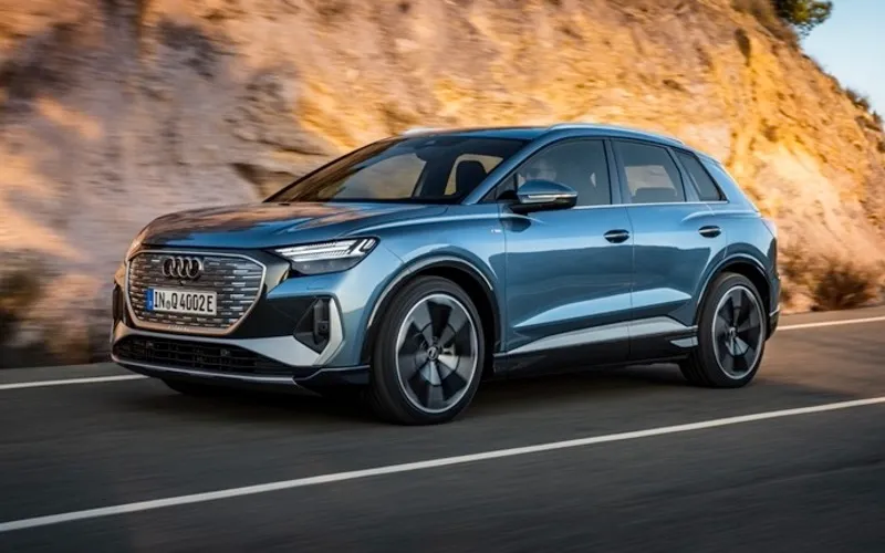  فروش فوق العاده آئودی Q4 E-Tron 40 مدل ۲۰۲۵ مهر 1404