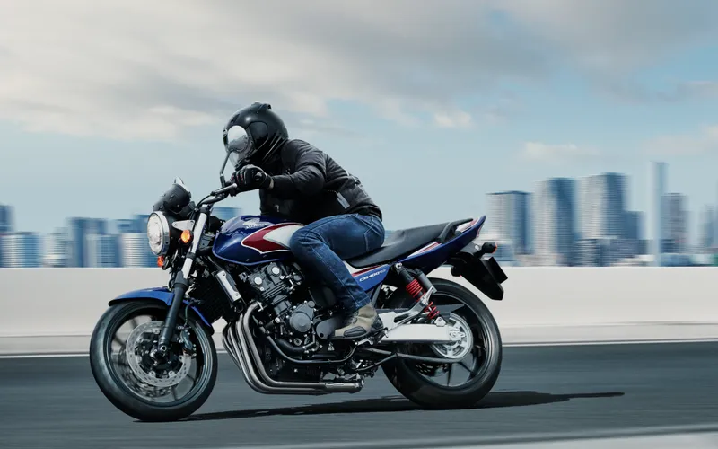 ممنوعیت تردد موتورسیکلت سنگین در تهران آبان 1404